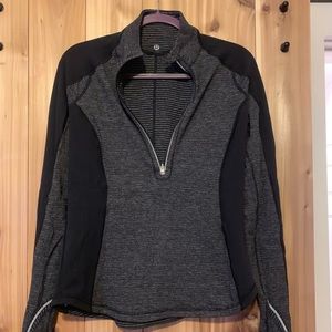 Lululemon reversible tech fleece size 10